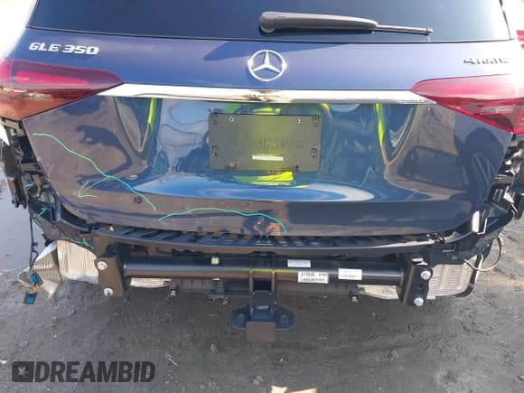 ✅ 2025 Mercedes-Benz GLE 350 • VIN: 4JGFB4FB1SB276064 • Lot: 42441213. Listed on IAAI with 8,179 mi. Free auction sales archive from the USA and detailed vehicle history report at DreamBid. Image 6.