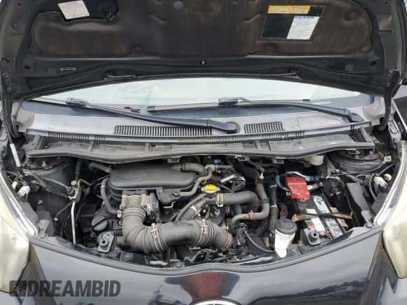 ✅ 2013 Scion iQ • VIN: JTNJJXB06DJ022538 • Lot: 69286905. Wystawiony na Copart z przebiegiem 111 546 mil. Bezpłatny archiwum sprzedaży aukcyjnych z USA i szczegółowy raport historii pojazdu na DreamBid. Zdjęcie 11.