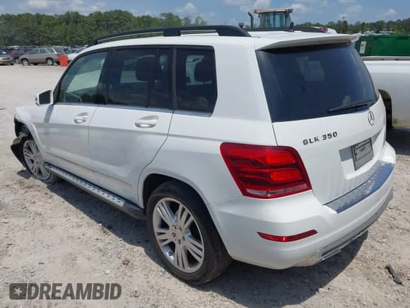 ✅ 2014 Mercedes-Benz GLK 350 • VIN: WDCGG8JB0EG290631 • Лот: 42172482. Опубликован ранее на IAAI с пробегом 88 985 миль. Бесплатный доступ к архиву аукционных продаж из США и подробный отчёт об истории автомобиля на DreamBid. Изображение 3.