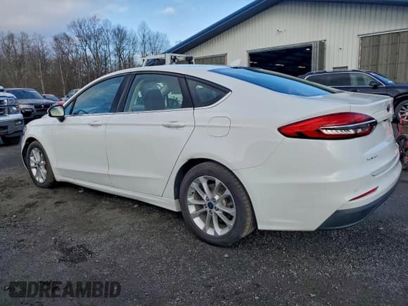 ✅ 2020 Ford Fusion SE • VIN: 3FA6P0HD5LR172547 • Lot: 94767365. Listed on Copart with 114,224 mi. Free auction sales archive from the USA and detailed vehicle history report at DreamBid. Image 2.