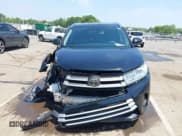 ✅ 2017 Toyota Highlander XLE • VIN: 5TDJZRFH0HS370238 • Lot: 42161298. Listed on IAAI with 123,601 mi. Free auction sales archive from the USA and detailed vehicle history report at DreamBid. Image 12.