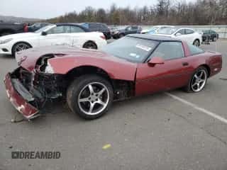 1988 Chevrolet Corvette with VIN 1G1YY2189J5122249, listed as a Copart auction lot 89153215 with Not provided miles and Salvage title. Bid and sale history available at DreamBid. Image 1.