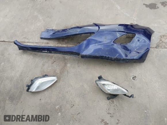 ✅ 2013 Hyundai Elantra GLS • VIN: 5NPDH4AE0DH342021 • Lot: 42697477. Listed on IAAI with 111,602 mi. Free auction sales archive from the USA and detailed vehicle history report at DreamBid. Image 12.