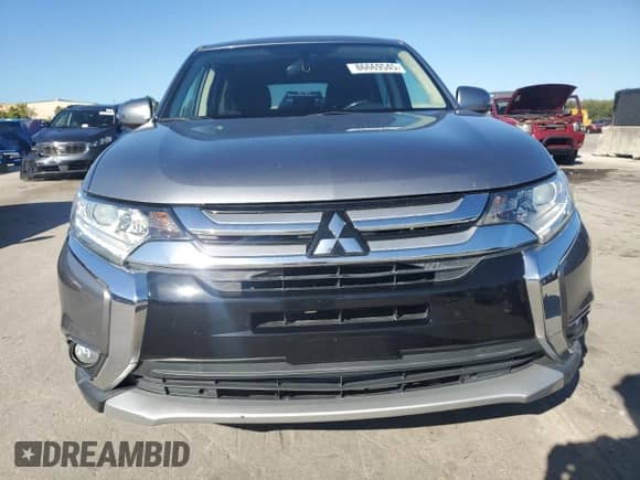 2017 Mitsubishi Outlander SE с VIN JA4AD3A36HZ047120, выставлен на аукционе Copart как лот 86669545 с пробегом 121 539 миль миль и Списание • Salvage title. История ставок и продаж доступна на DreamBid. Изображение 5.