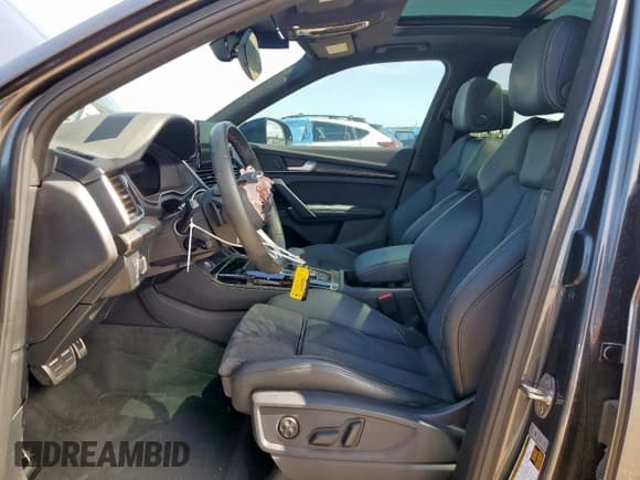 ✅ 2023 Audi SQ5 Sportback Premium Plus • VIN: WA124AFY8P2100971 • Лот: 56677625. Опубликован ранее на Copart с пробегом 24 114 миль. Бесплатный доступ к архиву аукционных продаж из США и подробный отчёт об истории автомобиля на DreamBid. Изображение 7.