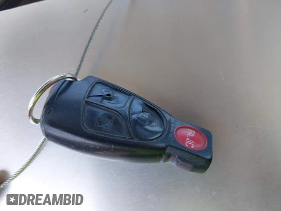 ✅ 1999 Mercedes-Benz E 320 • VIN: WDBJF65H3XA773956 • Lot: 42790409. Listed on IAAI with 234,571 mi. Free auction sales archive from the USA and detailed vehicle history report at DreamBid. Image 11.