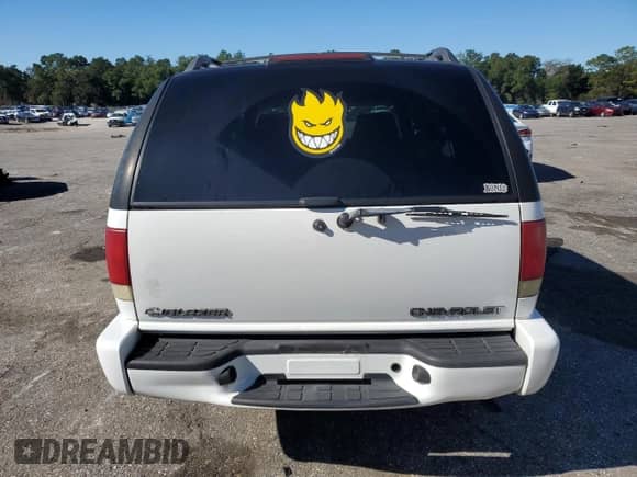 2000 Chevrolet Blazer LS с VIN 1GNCS13W4YK132571, выставлен на аукционе Copart как лот 81794244 с пробегом 152 253 миль миль и Списание • Salvage title. История ставок и продаж доступна на DreamBid. Изображение 6.