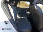 ✅ 2025 Mercedes-Benz GLC 300 • VIN: W1NKM4HB5SF259747 • Лот: 82738585. Опубликован ранее на Copart с пробегом 10 390 миль. Бесплатный доступ к архиву аукционных продаж из США и подробный отчёт об истории автомобиля на DreamBid. Изображение 11.