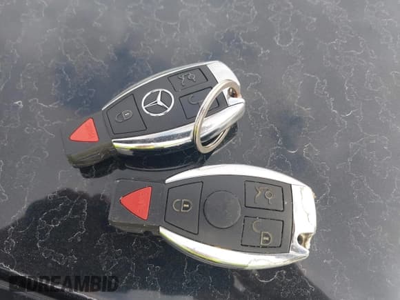 ✅ 2014 Mercedes-Benz CLA 250 • VIN: WDDSJ4EB6EN044981 • Lot: 42257669. Listed on IAAI with 117,675 mi. Free auction sales archive from the USA and detailed vehicle history report at DreamBid. Image 11.