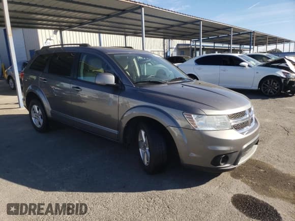 ✅ 2012 Dodge Journey SXT • VIN: 3C4PDCBG3CT196652 • Lot: 91107625. Wystawiony na Copart z przebiegiem 73 146 mil. Bezpłatny archiwum sprzedaży aukcyjnych z USA i szczegółowy raport historii pojazdu na DreamBid. Zdjęcie 4.