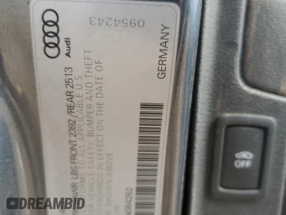 ✅ 2017 Audi A4 Premium Plus • VIN: WAUENAF43HN064262 • Лот: 62410985. Опубликован ранее на Copart с пробегом 127 484 миль. Бесплатный доступ к архиву аукционных продаж из США и подробный отчёт об истории автомобиля на DreamBid. Изображение 12.