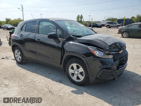 ✅ 2020 Chevrolet Trax LS • VIN: 3GNCJKSB1LL322911 • Lot: 81003565. Listed on Copart with 72,510 mi. Free auction sales archive from the USA and detailed vehicle history report at DreamBid. Image 4.