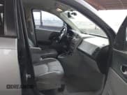 ✅ 2004 Saturn VUE V6 • VIN: 5GZCZ63424S842142 • Lot: 41562303. Wystawiony na IAAI z przebiegiem 178 745 mil. Bezpłatny archiwum sprzedaży aukcyjnych z USA i szczegółowy raport historii pojazdu na DreamBid. Zdjęcie 5.