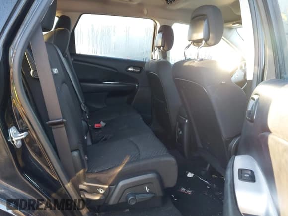 ✅ 2015 Dodge Journey SXT • VIN: 3C4PDDBG4FT526065 • Lot: 43489662. Wystawiony na IAAI z przebiegiem 186 564 mil. Bezpłatny archiwum sprzedaży aukcyjnych z USA i szczegółowy raport historii pojazdu na DreamBid. Zdjęcie 8.