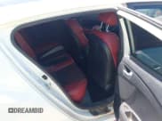 ✅ 2016 Hyundai Veloster Turbo • VIN: KMHTC6AE6GU300819 • Lot: 42682266. Wystawiony na IAAI z przebiegiem 149 220 mil. Bezpłatny archiwum sprzedaży aukcyjnych z USA i szczegółowy raport historii pojazdu na DreamBid. Zdjęcie 8.