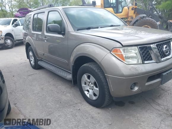 ✅ 2007 Nissan Pathfinder S • VIN: 5N1AR18W87C624626 • Lot: 42232820. Wystawiony na IAAI z przebiegiem 113 607 mil. Bezpłatny archiwum sprzedaży aukcyjnych z USA i szczegółowy raport historii pojazdu na DreamBid. Zdjęcie 1.