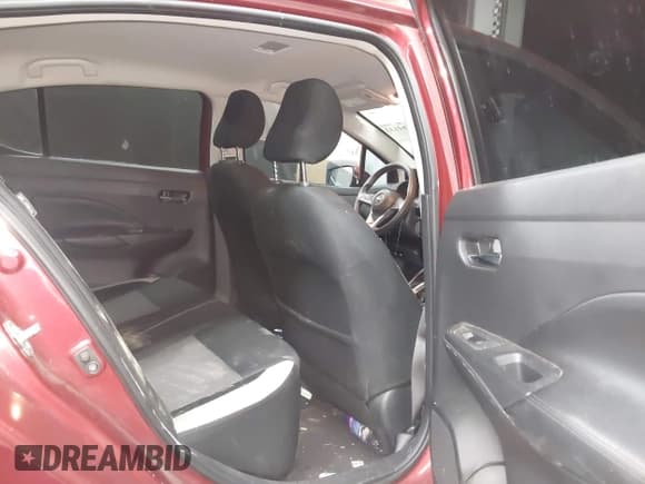 ✅ 2020 Nissan Versa SV • VIN: 3N1CN8EV8LL913410 • Lot: 43184133. Listed on IAAI with 63,869 mi. Free auction sales archive from the USA and detailed vehicle history report at DreamBid. Image 8.