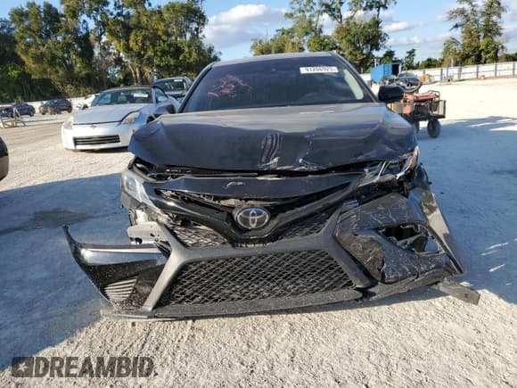 ✅ 2019 Toyota Camry SE • VIN: 4T1B11HK7KU295574 • Lot: 91987925. Listed on Copart with 92,083 mi. Free auction sales archive from the USA and detailed vehicle history report at DreamBid. Image 5.