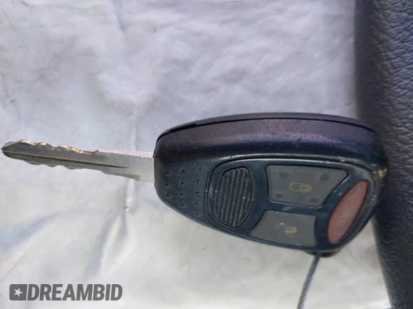 ✅ 2006 Dodge Dakota SLT • VIN: 1D7HW48N36S635547 • Лот: 43615055. Опубликован ранее на IAAI с пробегом 98 941 миль. Бесплатный доступ к архиву аукционных продаж из США и подробный отчёт об истории автомобиля на DreamBid. Изображение 11.