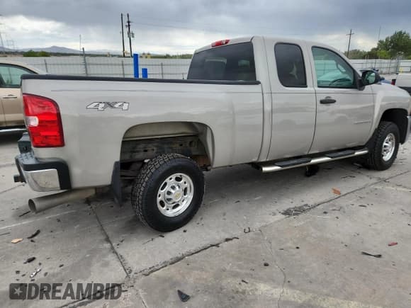 ✅ 2009 Chevrolet Silverado 2500HD LT • VIN: 1GCHK59629E131691 • Лот: 80130715. Опубликован ранее на Copart с пробегом 152 493 миль. Бесплатный доступ к архиву аукционных продаж из США и подробный отчёт об истории автомобиля на DreamBid. Изображение 3.