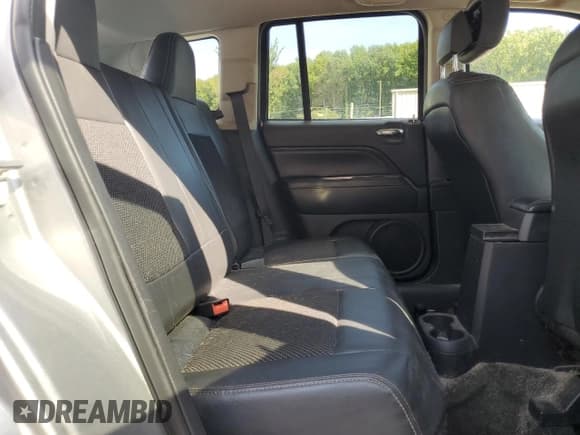 ✅ 2016 Jeep Compass High Altitude • VIN: 1C4NJCEA6GD769398 • Lot: 83948795. Listed on Copart with 156,185 mi. Free auction sales archive from the USA and detailed vehicle history report at DreamBid. Image 11.