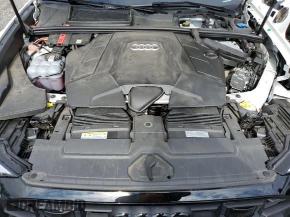 ✅ 2023 Audi Q8 Premium Plus • VIN: WA1EVBF17PD012534 • Lot: 65191815. Wystawiony na Copart z przebiegiem 23 562 mil. Bezpłatny archiwum sprzedaży aukcyjnych z USA i szczegółowy raport historii pojazdu na DreamBid. Zdjęcie 12.