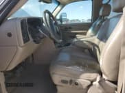 ✅ 2006 Chevrolet Silverado 2500HD LT2 • VIN: 1GCHK23D16F165942 • Lot: 64203524. Wystawiony na Copart z przebiegiem 334 166 mil. Bezpłatny archiwum sprzedaży aukcyjnych z USA i szczegółowy raport historii pojazdu na DreamBid. Zdjęcie 7.