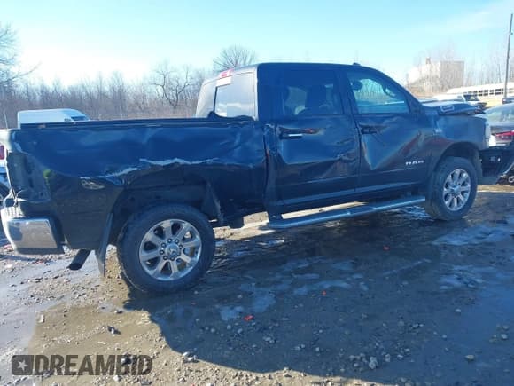 ✅ 2019 Ram 2500 Big Horn • VIN: 3C6UR5DJ2KG696924 • Лот: 41644092. Опубликован ранее на IAAI с пробегом 120 705 миль. Бесплатный доступ к архиву аукционных продаж из США и подробный отчёт об истории автомобиля на DreamBid. Изображение 14.