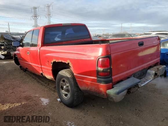 2001 Dodge 1500 с VIN 3B7HC13Y81G747876, выставлен на аукционе Copart как лот 83766614 с пробегом 126 935 миль миль и Списание • Salvage title. История ставок и продаж доступна на DreamBid. Изображение 2.