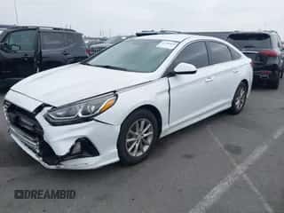 2018 Hyundai Sonata SE с VIN 5NPE24AF3JH704255, выставлен на аукционе IAAI как лот 43389069 с пробегом 105 614 миль миль и . История ставок и продаж доступна на DreamBid. Изображение 2.
