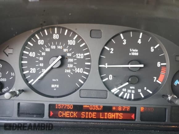 ✅ 2006 BMW X5 3.0i • VIN: 5UXFA13546LY46075 • Lot: 80586035. Listed on Copart with 157,750 mi. Free auction sales archive from the USA and detailed vehicle history report at DreamBid. Image 9.