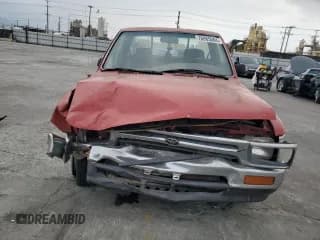 ✅ 1992 Toyota Pickup DLX • VIN: JT4RN82PXN5046950 • Лот: 76885084. Опубликован ранее на Copart с пробегом 121 066 миль. Бесплатный доступ к архиву аукционных продаж из США и подробный отчёт об истории автомобиля на DreamBid. Изображение 5.