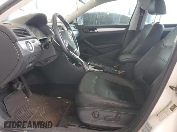 ✅ 2013 Volkswagen Passat SE • VIN: 1VWBP7A38DC076024 • Lot: 69778885. Listed on Copart with 121,615 mi. Free auction sales archive from the USA and detailed vehicle history report at DreamBid. Image 7.