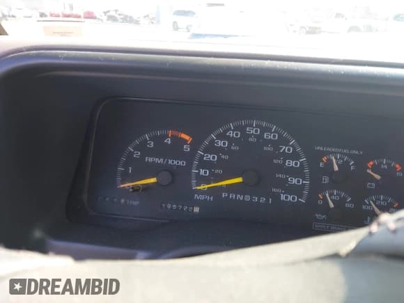 ✅ 1995 GMC Sierra 1500 • VIN: 2GTEC19K1S1571236 • Lot: 42096998. Wystawiony na IAAI z przebiegiem 195 722 mil. Bezpłatny archiwum sprzedaży aukcyjnych z USA i szczegółowy raport historii pojazdu na DreamBid. Zdjęcie 7.