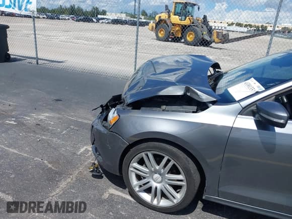 ✅ 2012 Volkswagen Jetta SEL • VIN: 3VWGP7AJ4CM343600 • Lot: 43301334. Listed on IAAI with 153,504 mi. Free auction sales archive from the USA and detailed vehicle history report at DreamBid. Image 6.