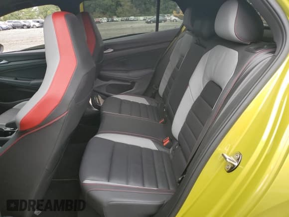 ✅ 2022 Volkswagen Golf GTI Autobahn • VIN: WVW587CD8NW122535 • Лот: 73020804. Опубликован ранее на Copart с пробегом 27 341 миль. Бесплатный доступ к архиву аукционных продаж из США и подробный отчёт об истории автомобиля на DreamBid. Изображение 10.