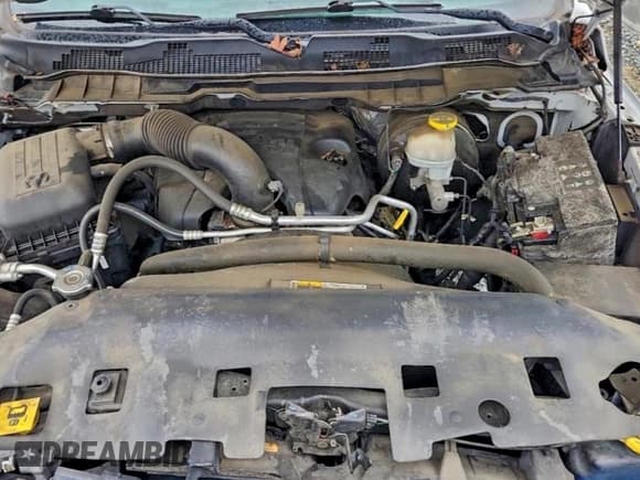 ✅ 2018 Ram 1500 Tradesman • VIN: 3C6JR6DTXJG129532 • Lot: 92696125. Listed on Copart with 141,237 mi. Free auction sales archive from the USA and detailed vehicle history report at DreamBid. Image 11.