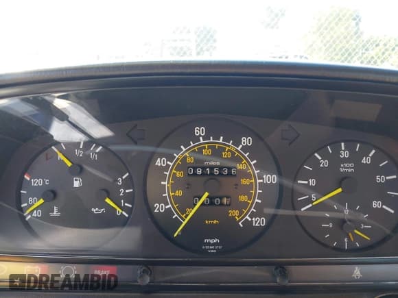 ✅ 1985 Mercedes-Benz 300 • VIN: WDBAB33C5FA226574 • Lot: 43483833. Listed on IAAI with 91,536 mi. Free auction sales archive from the USA and detailed vehicle history report at DreamBid. Image 7.