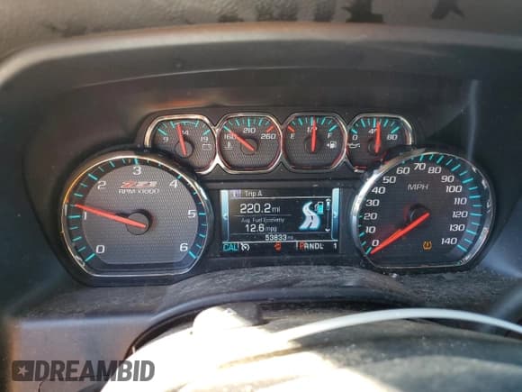 ✅ 2018 Chevrolet Silverado 2500HD LT • VIN: 1GC2KVEG2JZ184571 • Lot: 82764395. Wystawiony na Copart z przebiegiem 53 833 mil. Bezpłatny archiwum sprzedaży aukcyjnych z USA i szczegółowy raport historii pojazdu na DreamBid. Zdjęcie 9.