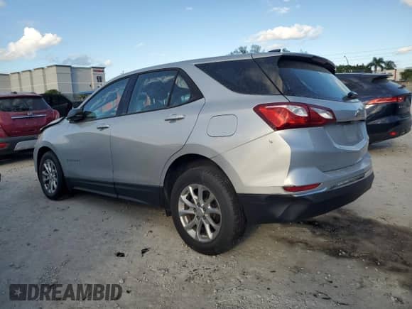 ✅ 2018 Chevrolet Equinox LS • VIN: 2GNAXHEV0J6344625 • Lot: 86138285. Wystawiony na Copart z przebiegiem 89 205 mil mil. Skorzystaj z bezpłatnego archiwum sprzedaży aukcyjnych z USA i zobacz szczegółowy raport historii pojazdu na DreamBid. Zdjęcie 2.