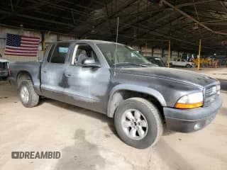 ✅ 2003 Dodge Dakota Sport • VIN: 1D7HL38N03S234052 • Lot: 44762635. Wystawiony na Copart z przebiegiem 203 591 mil. Bezpłatny archiwum sprzedaży aukcyjnych z USA i szczegółowy raport historii pojazdu na DreamBid. Zdjęcie 4.