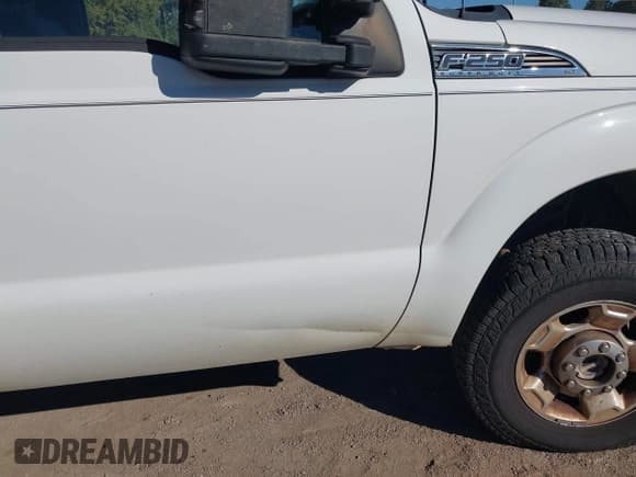 ✅ 2011 Ford F-250 XL • VIN: 1FT7W2B6XBEC11593 • Lot: 43611481. Listed on IAAI with 238,298 mi. Free auction sales archive from the USA and detailed vehicle history report at DreamBid. Image 17.