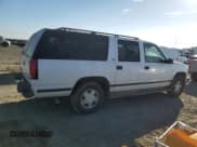 ✅ 1998 GMC Suburban • VIN: 1GKFK16R1WJ700312 • Lot: 73160574. Wystawiony na Copart z przebiegiem 150 174 mil. Bezpłatny archiwum sprzedaży aukcyjnych z USA i szczegółowy raport historii pojazdu na DreamBid. Zdjęcie 3.