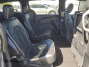 ✅ 2018 Chrysler Pacifica Limited • VIN: 2C4RC1GG3JR260018 • Lot: 54653885. Listed on Copart with 150,334 mi. Free auction sales archive from the USA and detailed vehicle history report at DreamBid. Image 11.