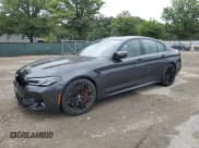 ✅ 2023 BMW M5 • VIN: WBS83CH07PCN14218 • Lot: 67965375. Wystawiony na Copart z przebiegiem 14 887 mil. Bezpłatny archiwum sprzedaży aukcyjnych z USA i szczegółowy raport historii pojazdu na DreamBid. Zdjęcie 1.