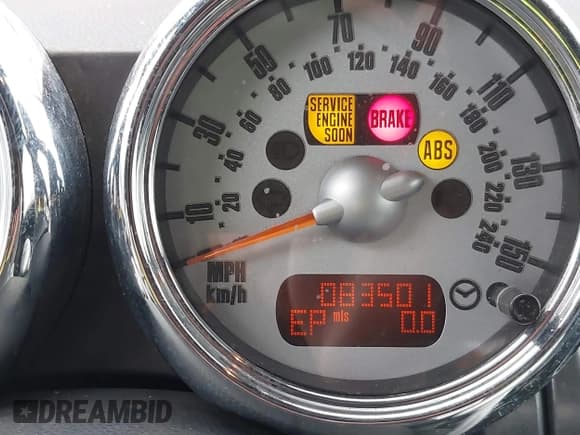 ✅ 2007 MINI Convertible S • VIN: WMWRH33527TL94583 • Lot: 40403620. Listed on IAAI with 83,501 mi. Free auction sales archive from the USA and detailed vehicle history report at DreamBid. Image 7.