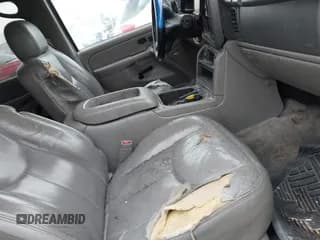 ✅ 2004 Chevrolet Suburban Z71 • VIN: 3GNFK16Z24G222709 • Лот: 41535862. Опубликован ранее на IAAI с пробегом Не указан. Бесплатный доступ к архиву аукционных продаж из США и подробный отчёт об истории автомобиля на DreamBid. Изображение 5.