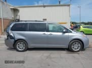 ✅ 2012 Toyota Sienna XLE AAS • VIN: 5TDYK3DC3CS246416 • Лот: 43163250. Опубликован ранее на IAAI с пробегом 120 618 миль. Бесплатный доступ к архиву аукционных продаж из США и подробный отчёт об истории автомобиля на DreamBid. Изображение 14.