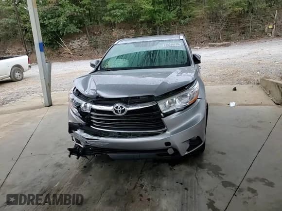 ✅ 2014 Toyota Highlander XLE • VIN: 5TDJKRFH3ES031859 • Лот: 85536705. Опубликован ранее на Copart с пробегом 180 744 миль. Бесплатный доступ к архиву аукционных продаж из США и подробный отчёт об истории автомобиля на DreamBid. Изображение 13.