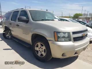 2007 Chevrolet Suburban LT z VIN 3GNFC16JX7G133370, wystawiony jako IAAI lot #41823107 z przebiegiem 246 261 mil mil oraz . Historia ofert i sprzedaży dostępna na DreamBid. Obrazek 1.